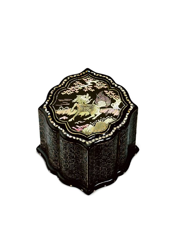 Lacquer and inlaid mother-of-pearl box with qilin