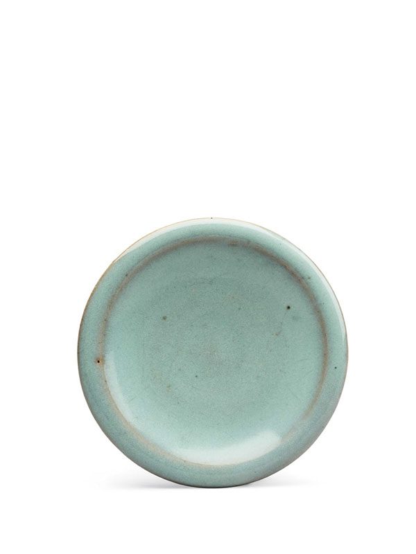 Jun stoneware saucer