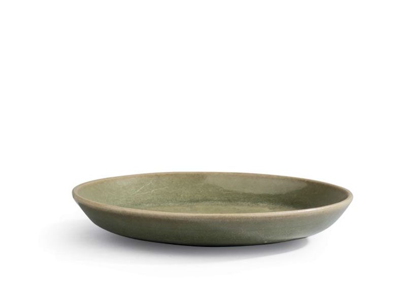 Yaozhou stoneware saucer with wave pattern