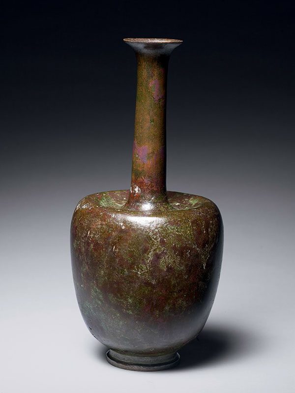 Bronze bottle vase