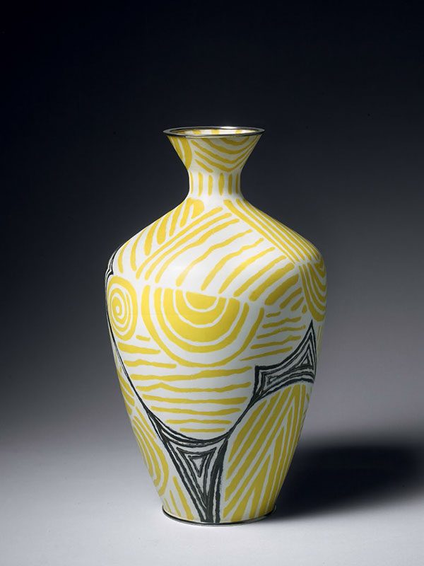 Cloisonné enamel vase, Daikichi workshop