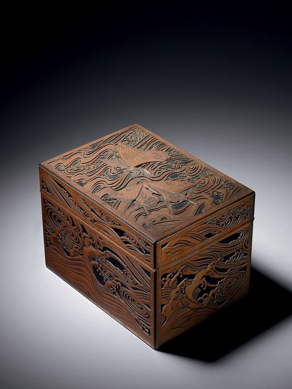 Brass overlaid wood box, by Osuga Takashi