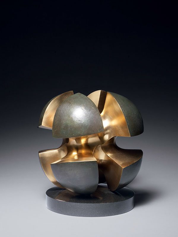 Bronze model of the sculpture ‘Poetic inspiration, Ray,’ by Sakae Toshiaki