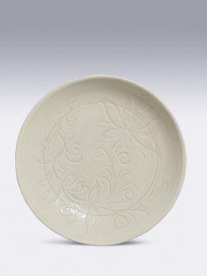 Ding-type porcelain dish