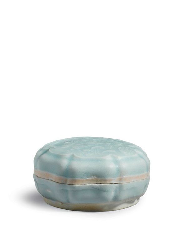 Qingbai porcelain cosmetic box