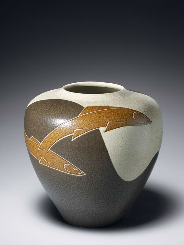 Porcelain vase by Miyanohara Ken