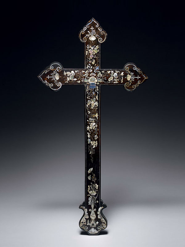 A mother-of-pearl inlaid wood ‘apostle’ cross