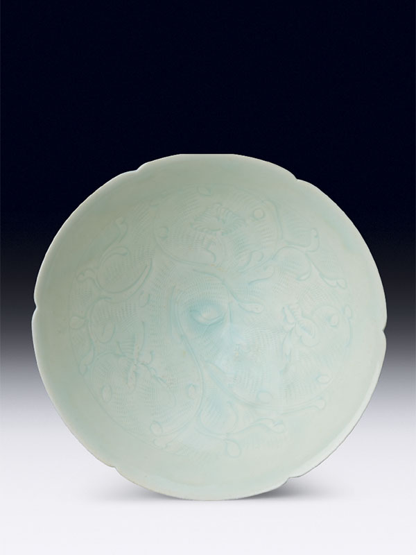 Qingbai porcelain notched bowl
