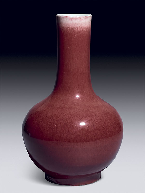 Porcelain vase with copper-red glaze